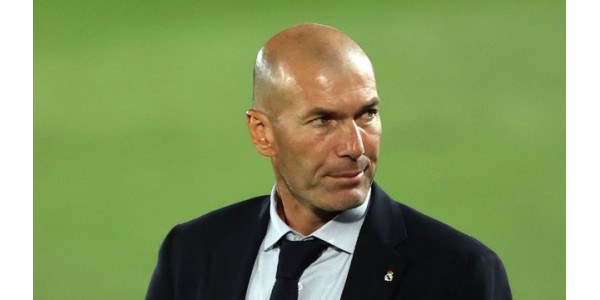 Zinedine tue les quatre géants de la Serie A